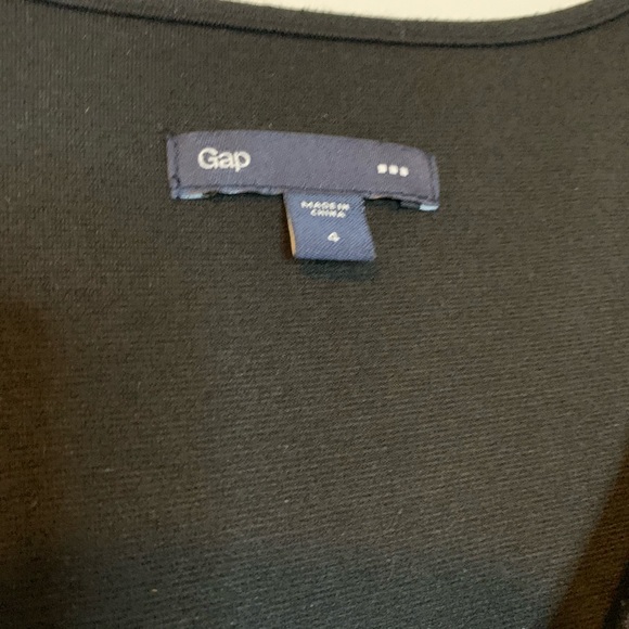 Gap sleeveless dress with pockets. Size 4 - Picture 6 of 6